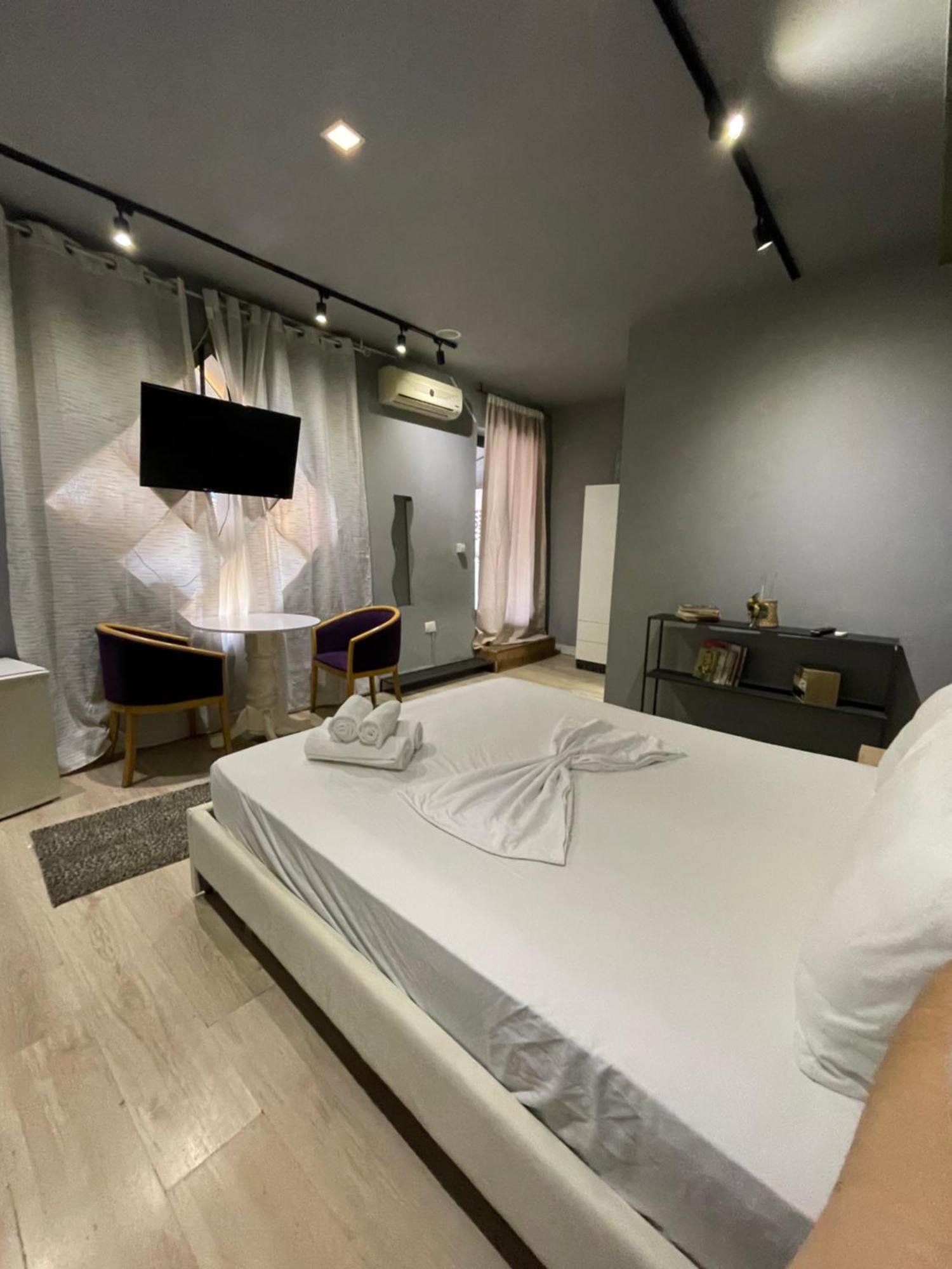 Destinacion Central Room Тирана Екстер'єр фото