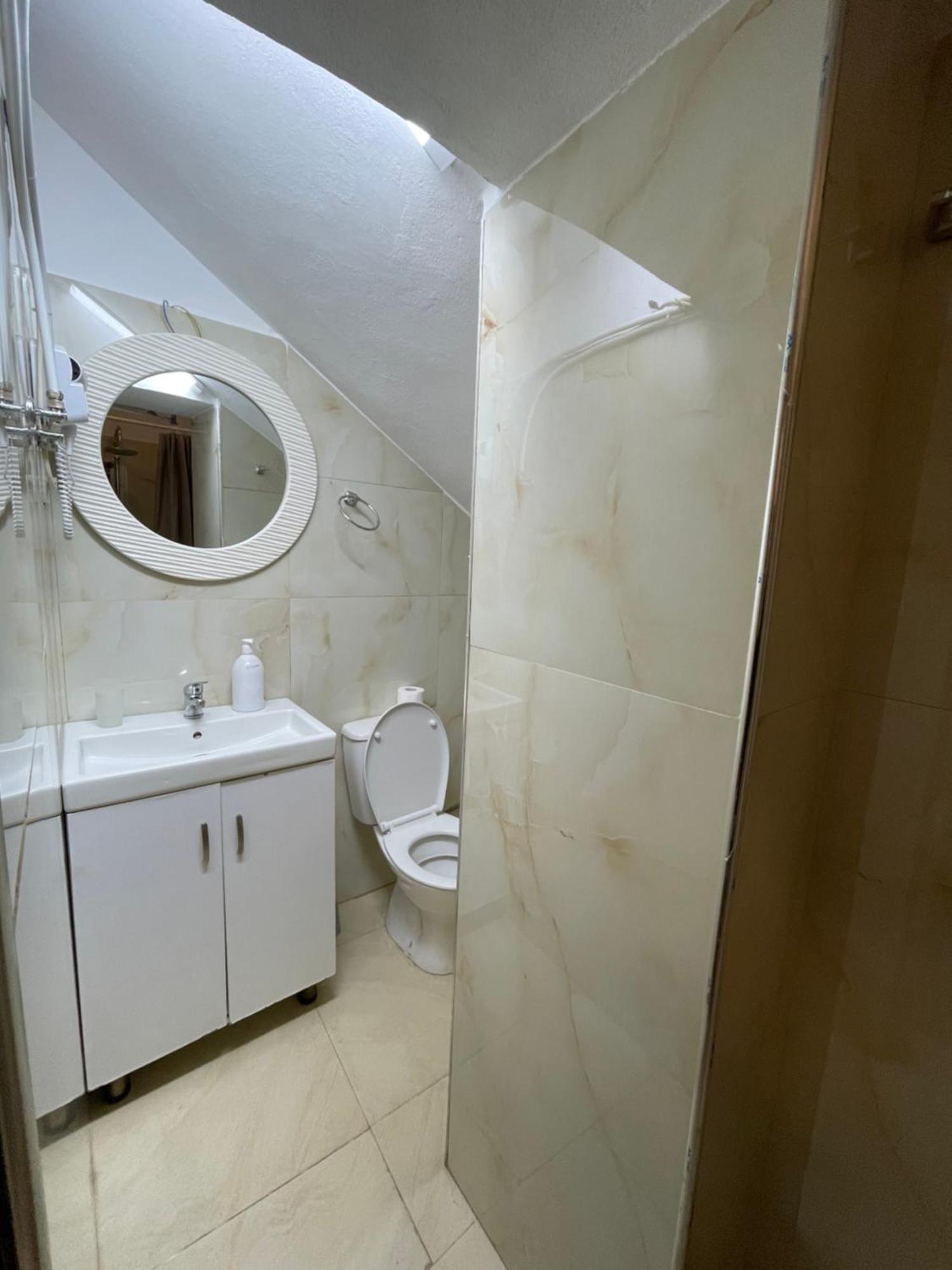 Destinacion Central Room Тирана Екстер'єр фото